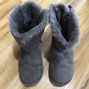 Ugg gray Bailey bows